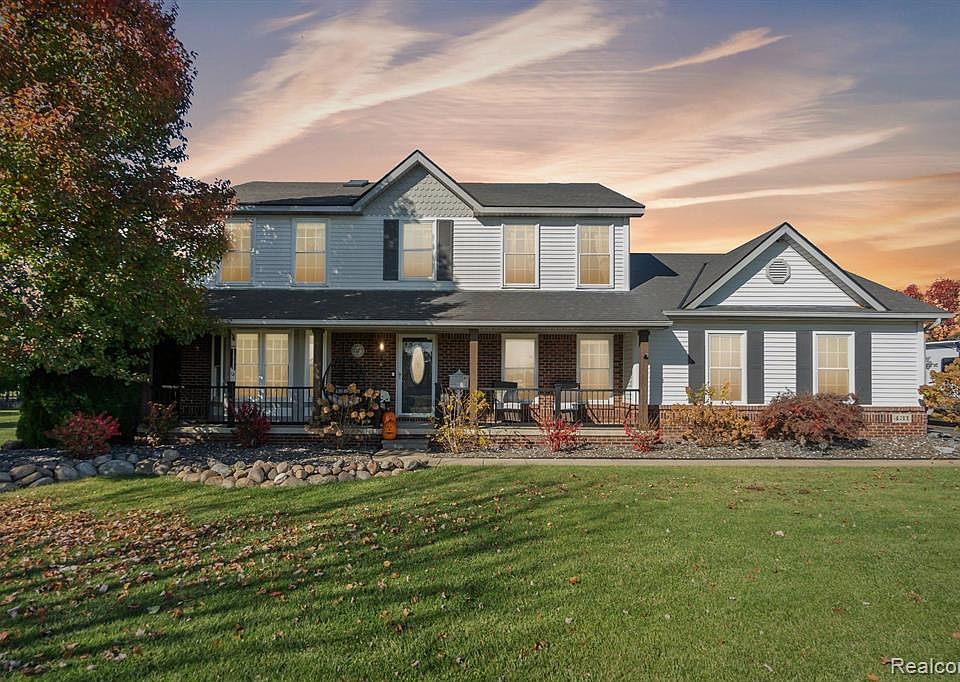 431 Meadowind Ct, Pinckney, MI 48169 Zillow