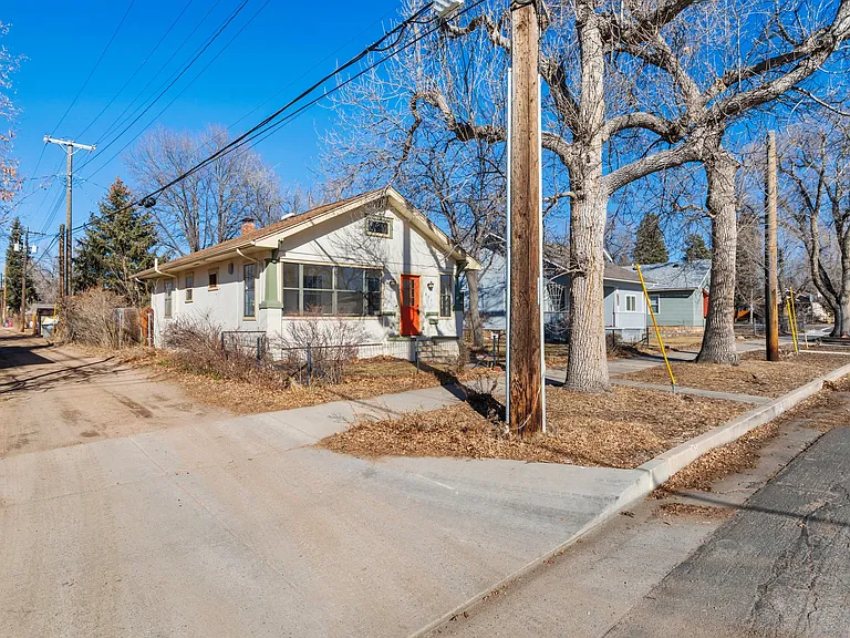 416 E Espanola St — Photo 2