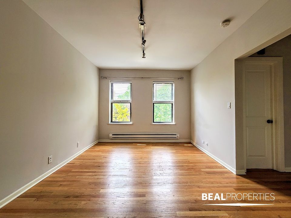 1st image of 2834 W Palmer St #2834103
