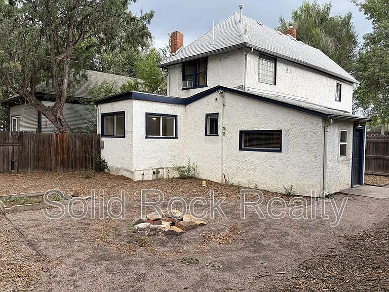 511 E Platte Ave #1 — Photo 15