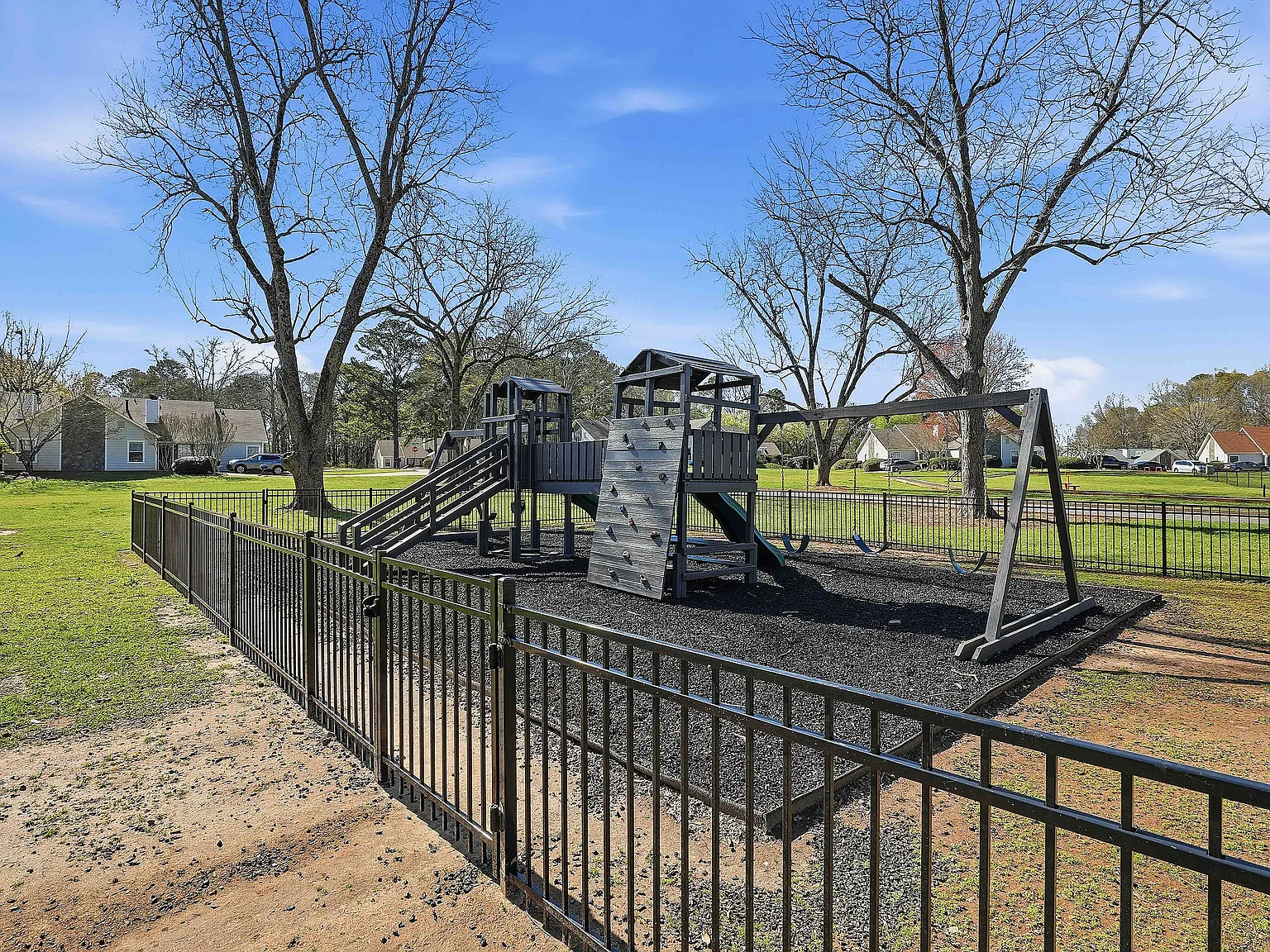 Faris Residences Newnan — Photo 3