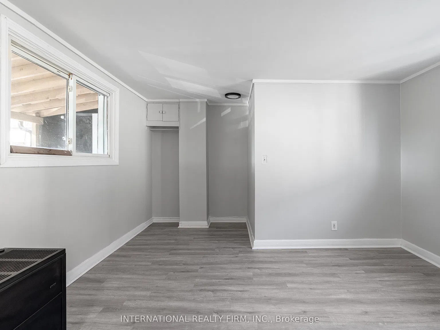 1 bed, $1,037 — Photo 2