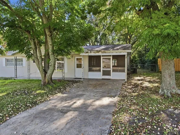 5 S Washington St, Beverly Hills, FL 34465