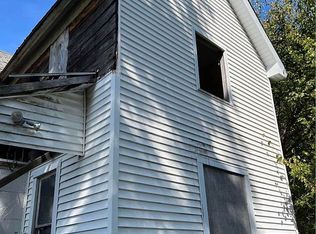 500 Victoria St, Donovan, IL 60931