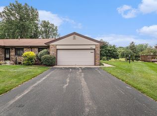 596 Gardenview Dr SW, Byron Center, MI 49315