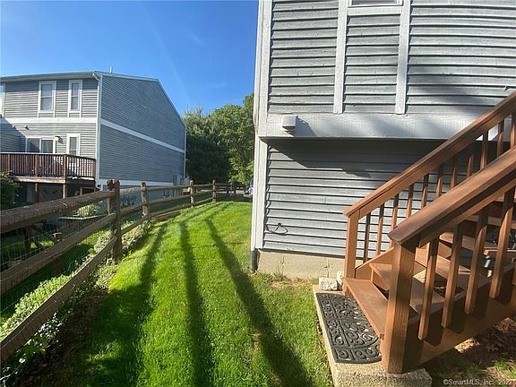 5th image of 309 Terrace Ave APT 42