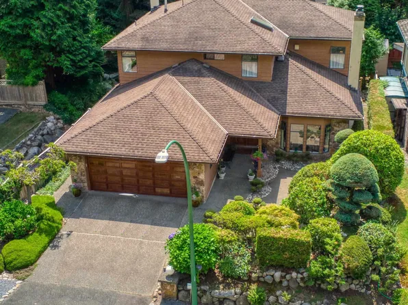 1511 Fintry Pl, North Vancouver, BC V7R 4M2
