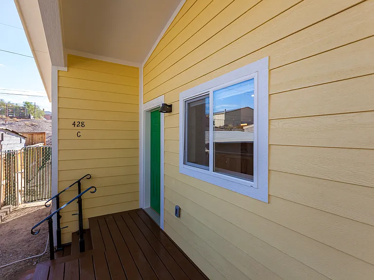 Rockaway Ave — Photo 2