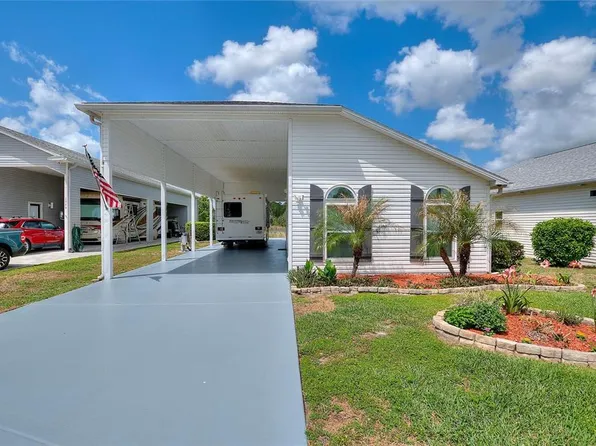 1083 Motorcoach Dr, Polk City, FL 33868