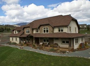 2077 Dead Indian Rd, Ashland, OR 97520