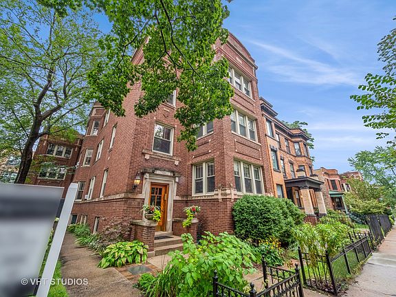 3rd image of 1440 W Summerdale Ave APT 1
