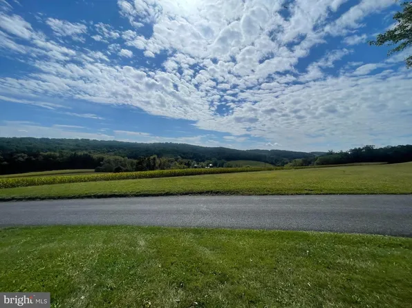 3111 Eckard Rd, Westminster, MD 21157