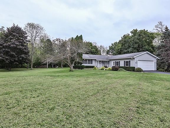 2nd image of 1282 Lake Road West Frk