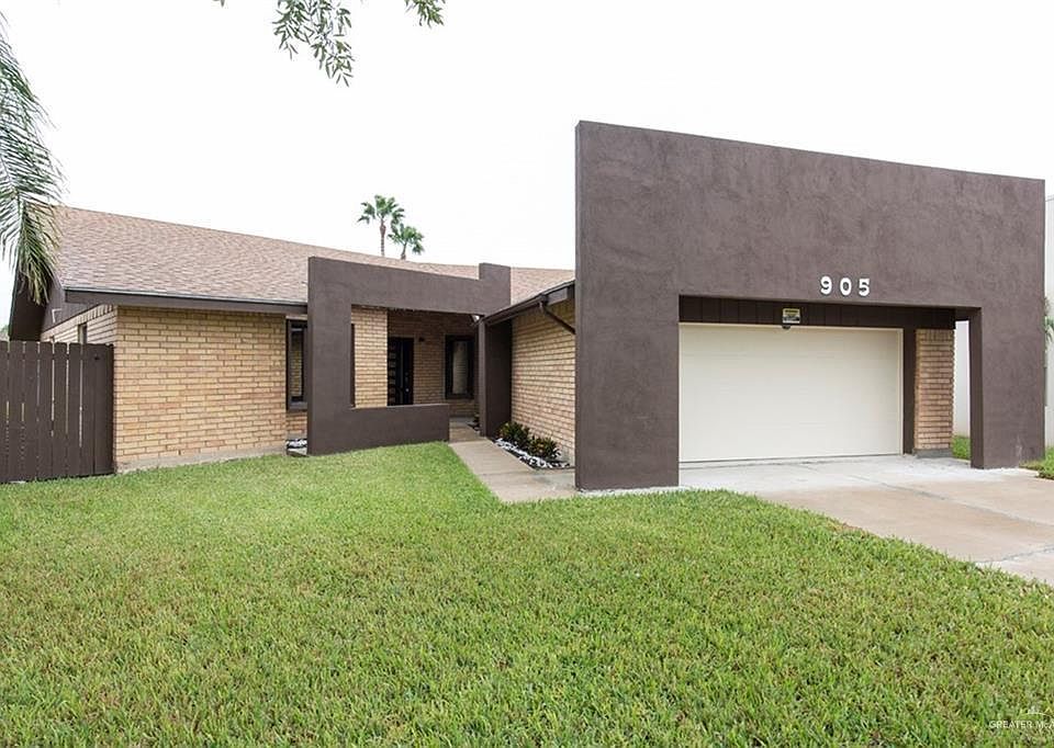 1st image of 905 E Boganbilia Ave