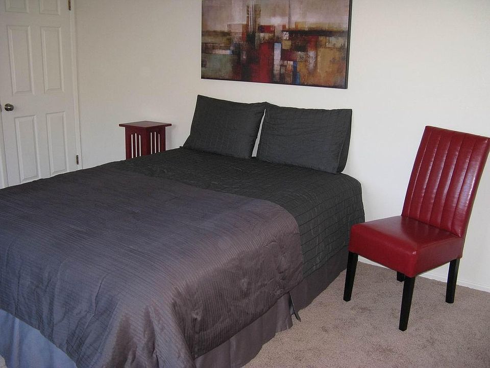 1st image of 310 Winslow St APT F