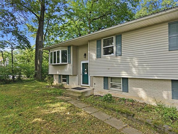 4th image of 9870 N Delaware Dr