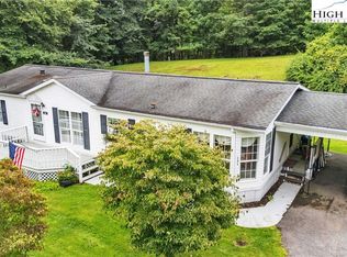 171 Autumn Ln, West Jefferson, NC 28694