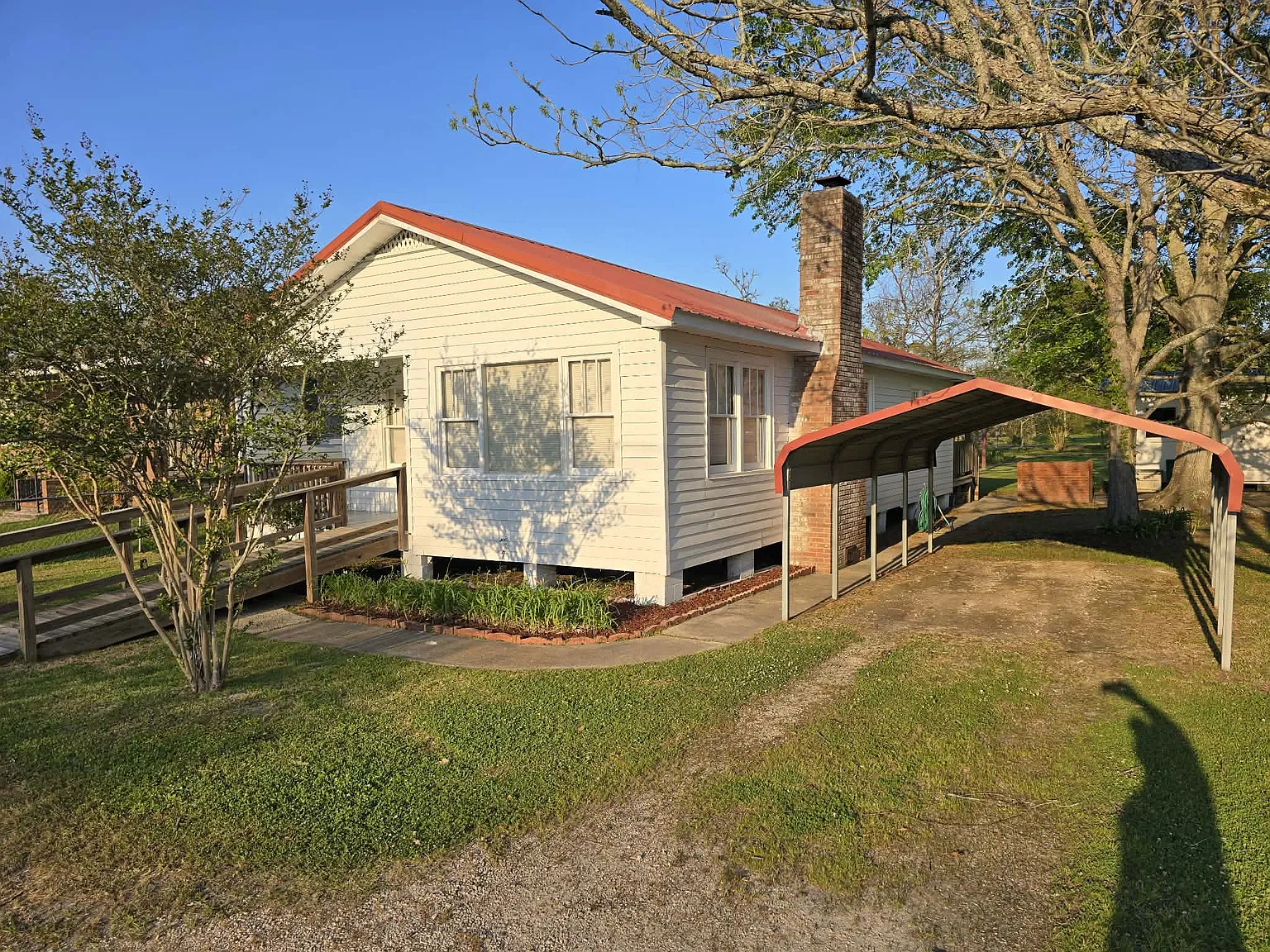10006 Byrd Ave — Photo 2