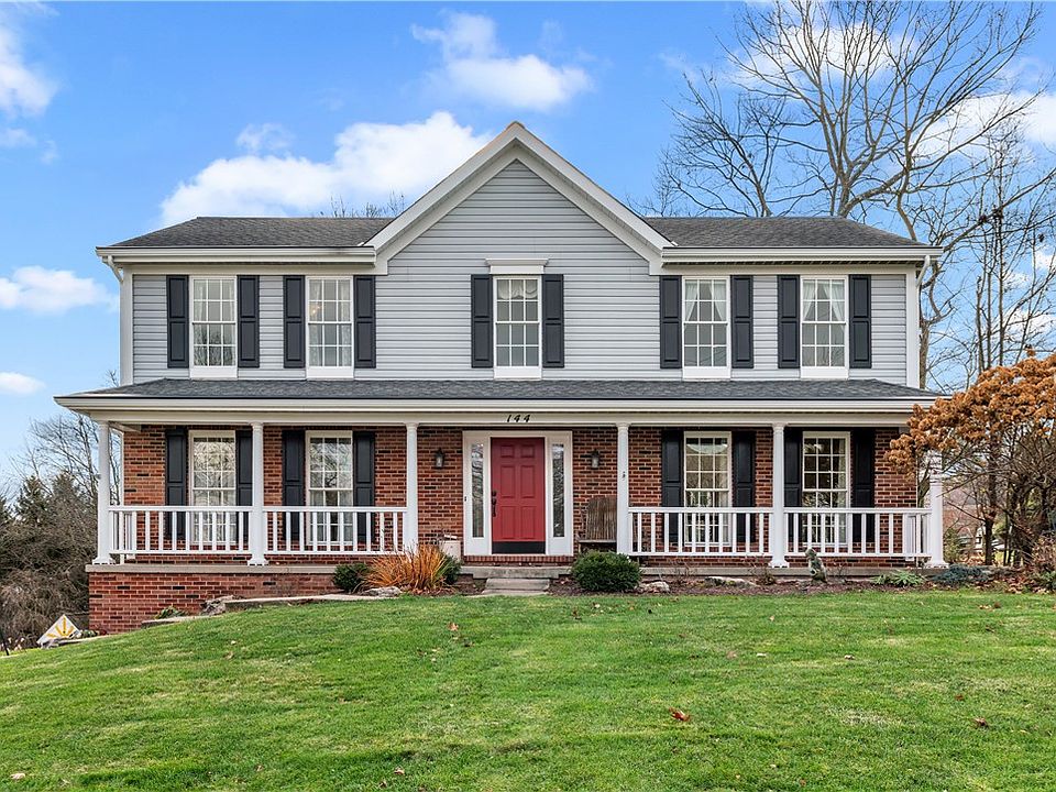 1st image of 144 Stonewood Dr