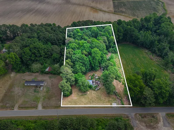 3237 E Darden Rd, Faison, NC 28341