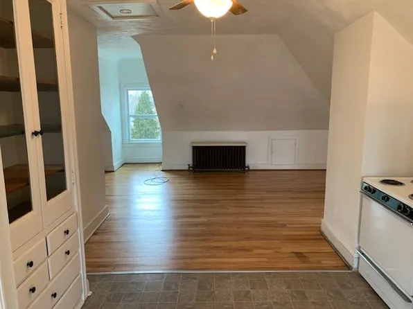54 Acheson Ave #5, Washington, PA 15301