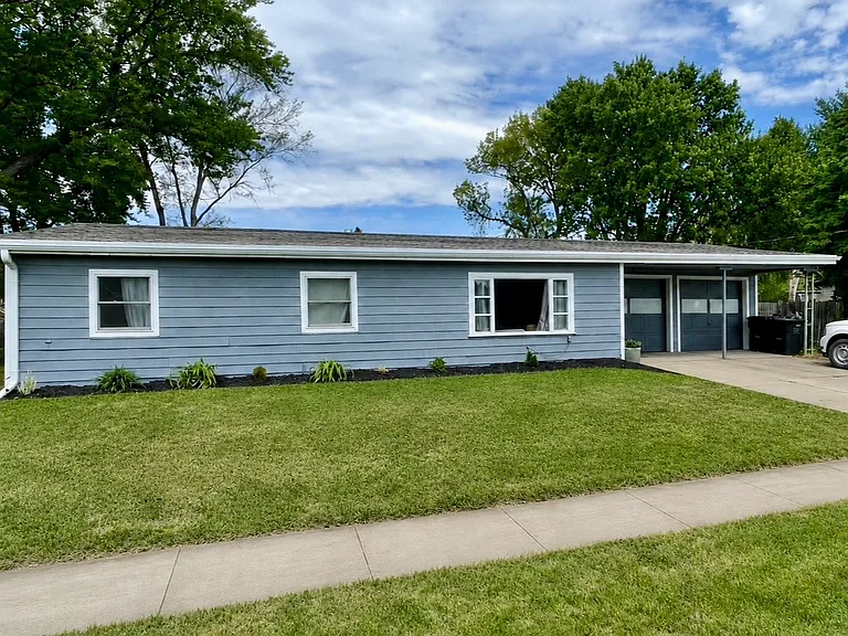 107 Delier St — Photo 1
