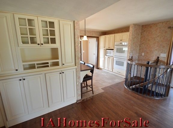 Kitchen - updated in 2005