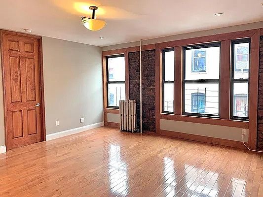 1st image of 514 W 184th St APT 43