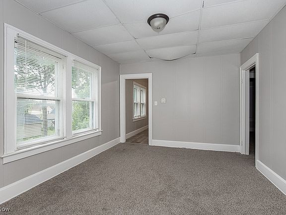 5th image of 10501 Shale Ave