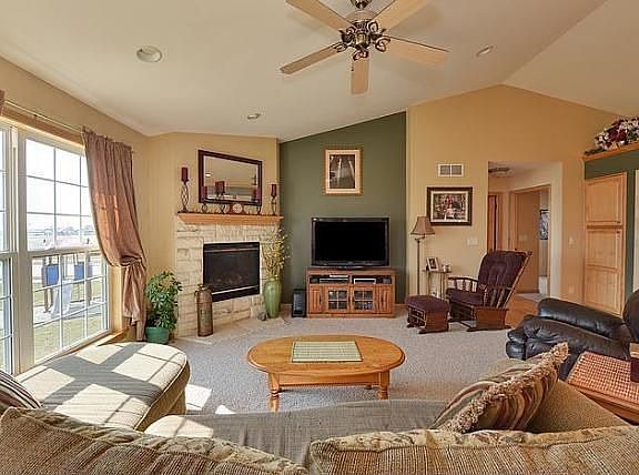 4th image of 306 Highland Dr