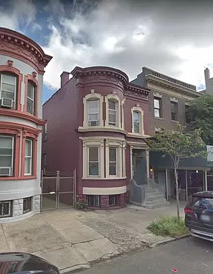 1st image of 845 Crotona Park N