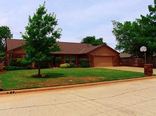 6721 Briarcreek Dr, Oklahoma City, OK 73162