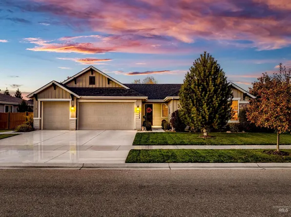 5624 W Venetian Dr, Eagle, ID 83616