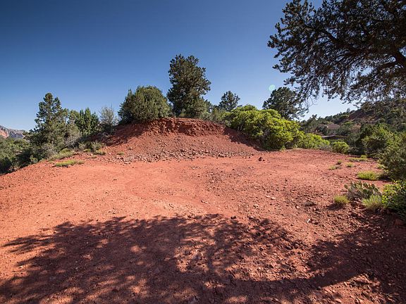 3rd image of 41 Juniper Ln