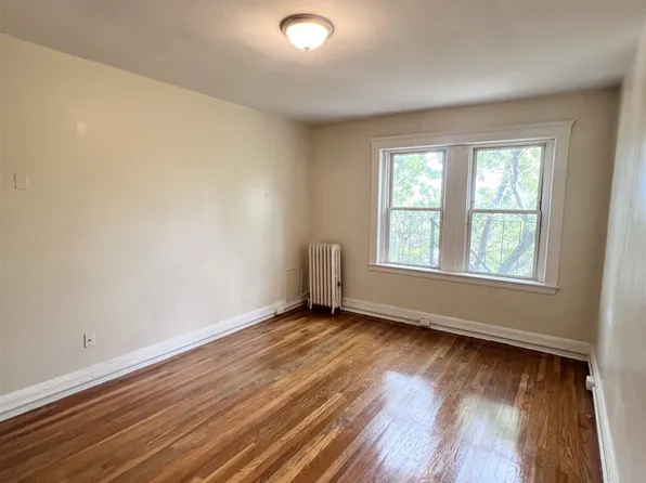 7 Linnaean St, Cambridge, MA 02138