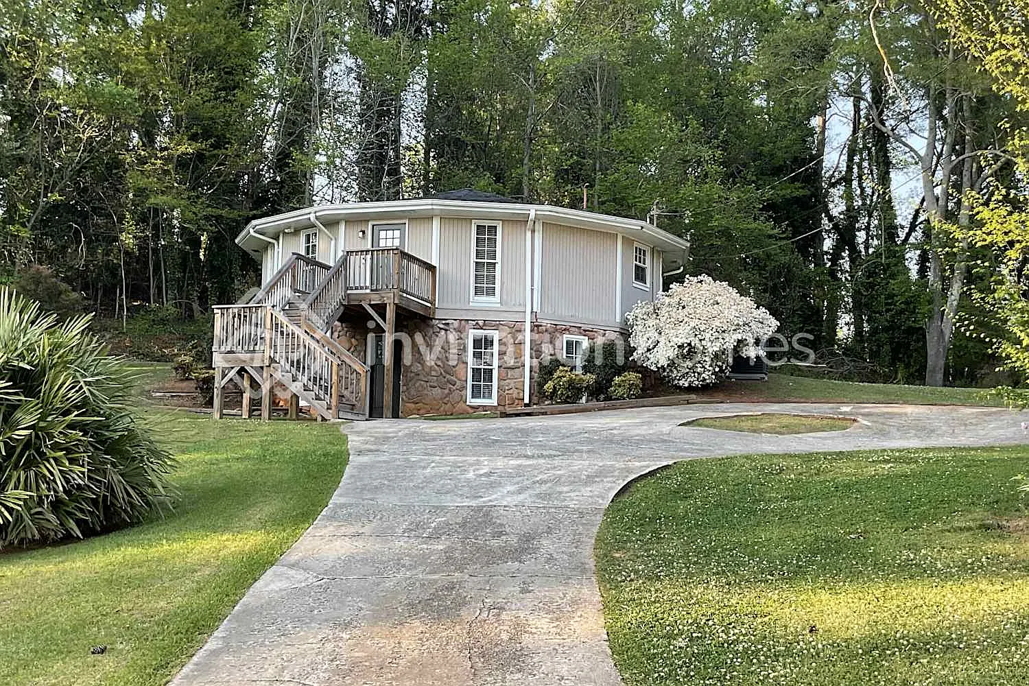 194 Eagle Ct Woodstock, GA 30188 — Photo 1
