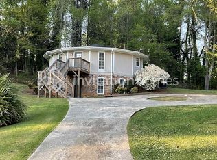 194 Eagle Ct, Woodstock, GA 30188