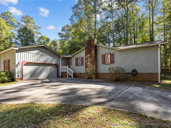 2415 Overbrook Ln, Sanford, NC 27330