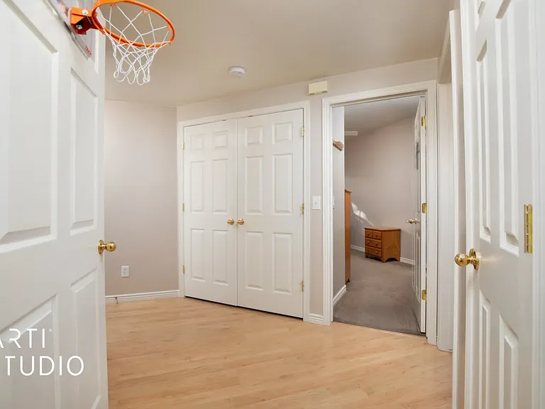 331 N Belmont Pl #233 — Photo 6
