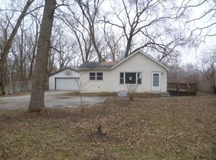 41553 N Park Ave, Zion, IL 60099