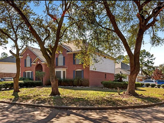 2nd image of 14731 Ridgechase Ln