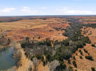 8097 N 2010th Rd, Leedey, OK 73654