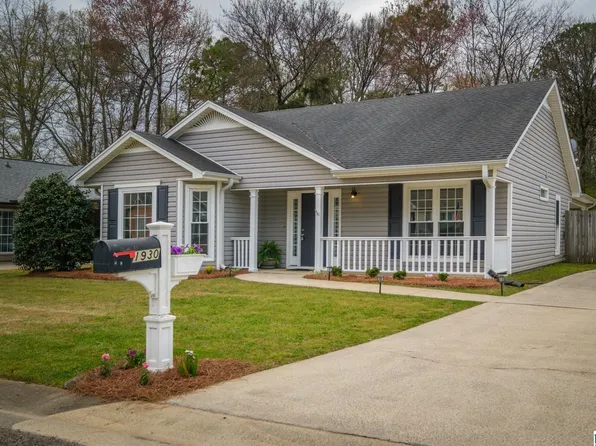 1930 Gallant Fox Dr, Helena, AL 35080