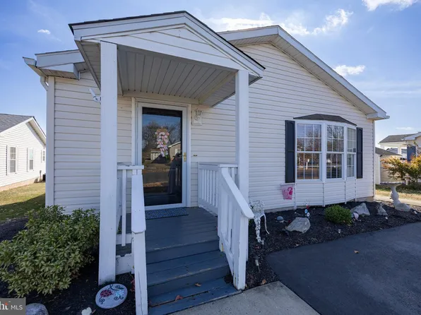 304 Carver Ln, Royersford, PA 19468