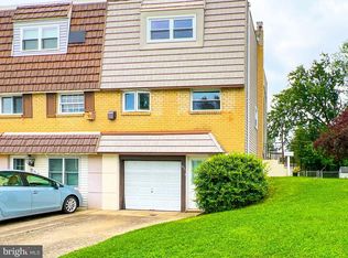 839 Avon Rd, Philadelphia, PA 19116