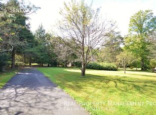 854 Seneca Rd, Great Falls, VA 22066