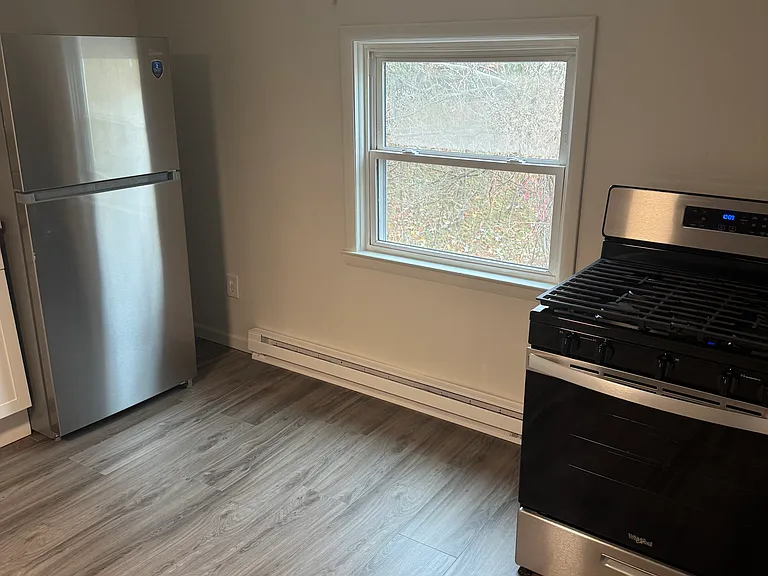 19-21 Penrose Ave #4 — Photo 5