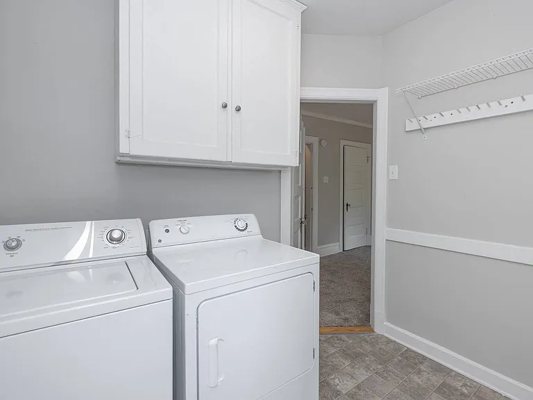 1137 E 10th Ave — Photo 16