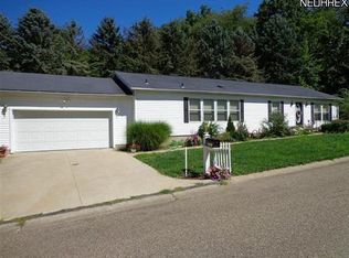 2481 Short Dr NW, Dover, OH 44622