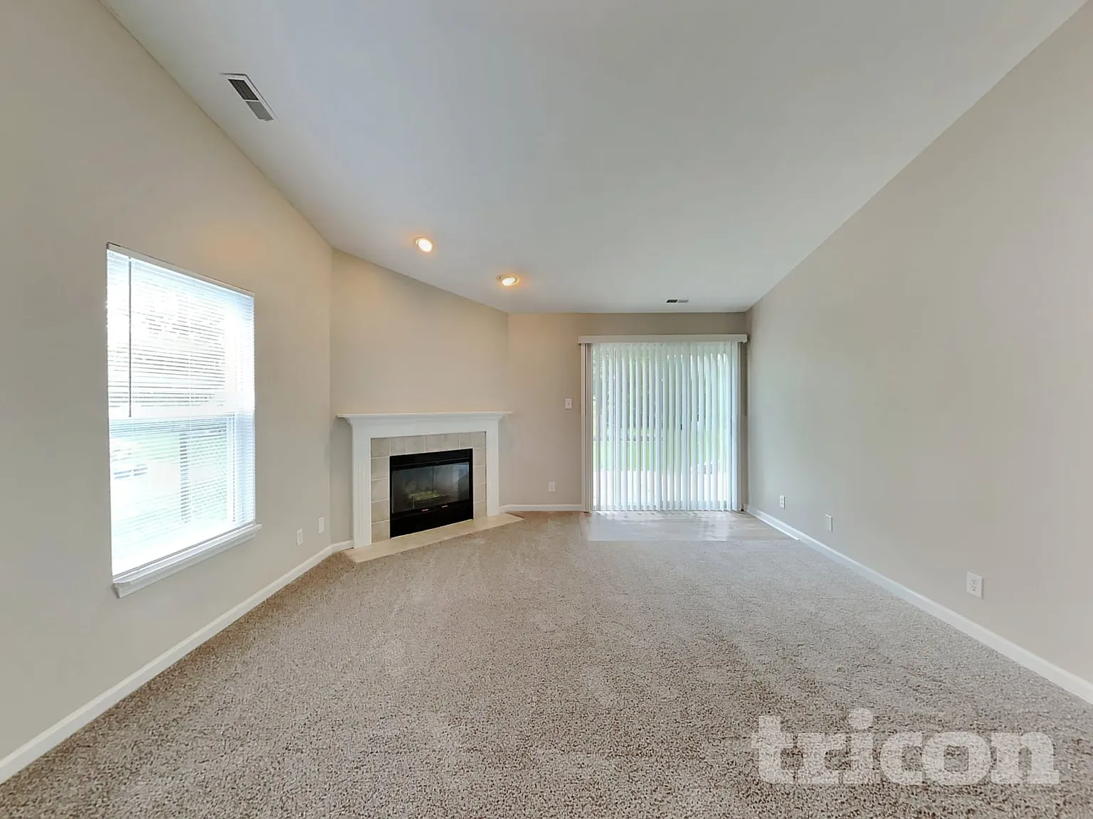5353 Shamus Drive Indianapolis IN — Photo 3